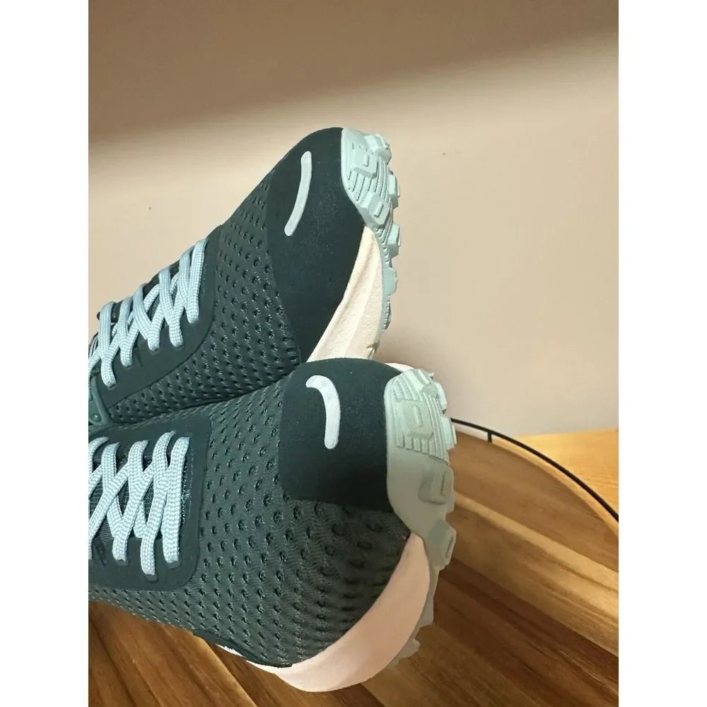 NEW - Hilma Running The Everywhere Fit One Women's Size‎ 10 Ever Green Sneakers
